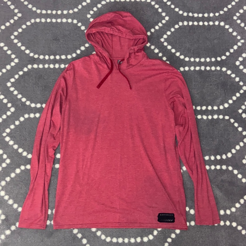 Oakley Men’s long sleeve shirt